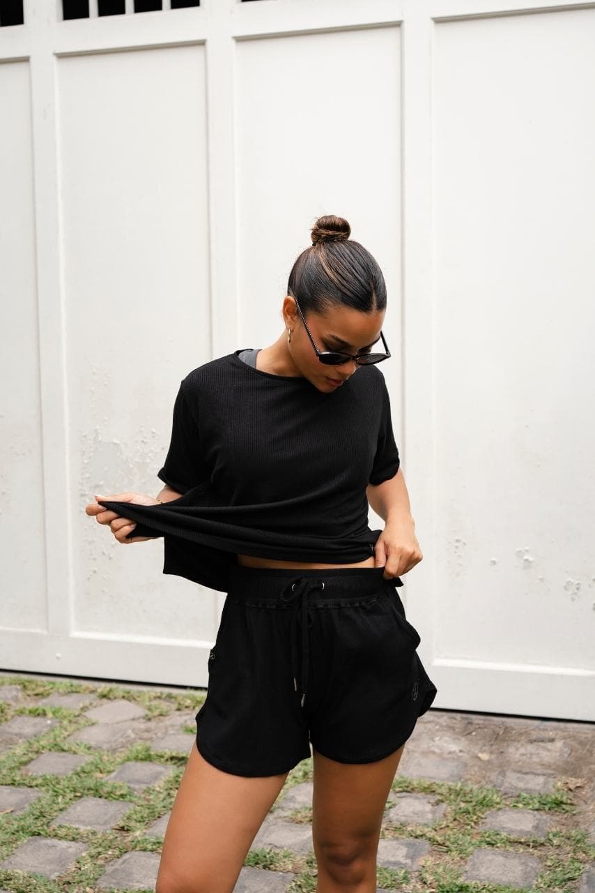 SET COMFORT BLACK (SHORT Y POLO)