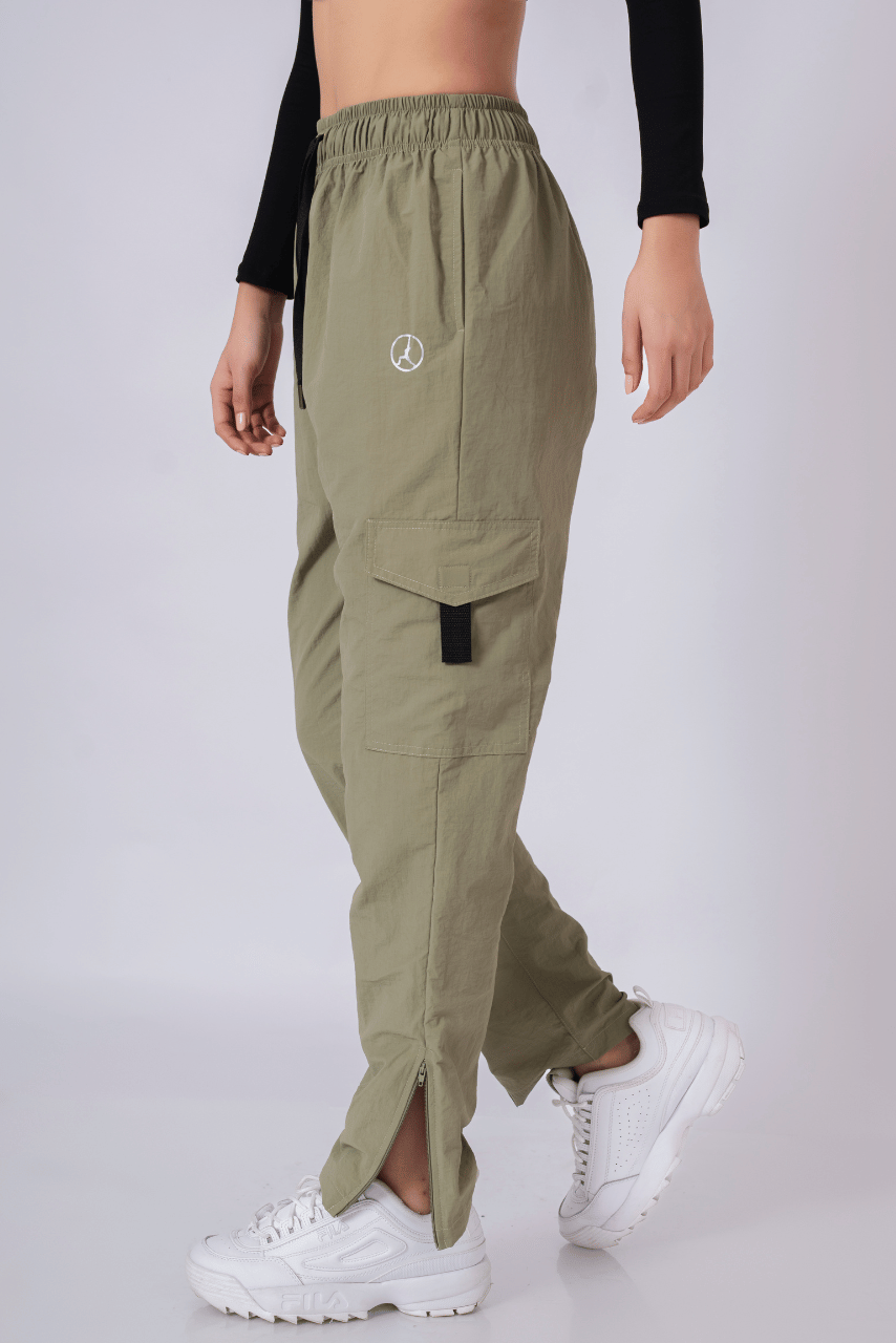 PANTALON CARGO ADVENTURE VERDE OLIVO OSCURO