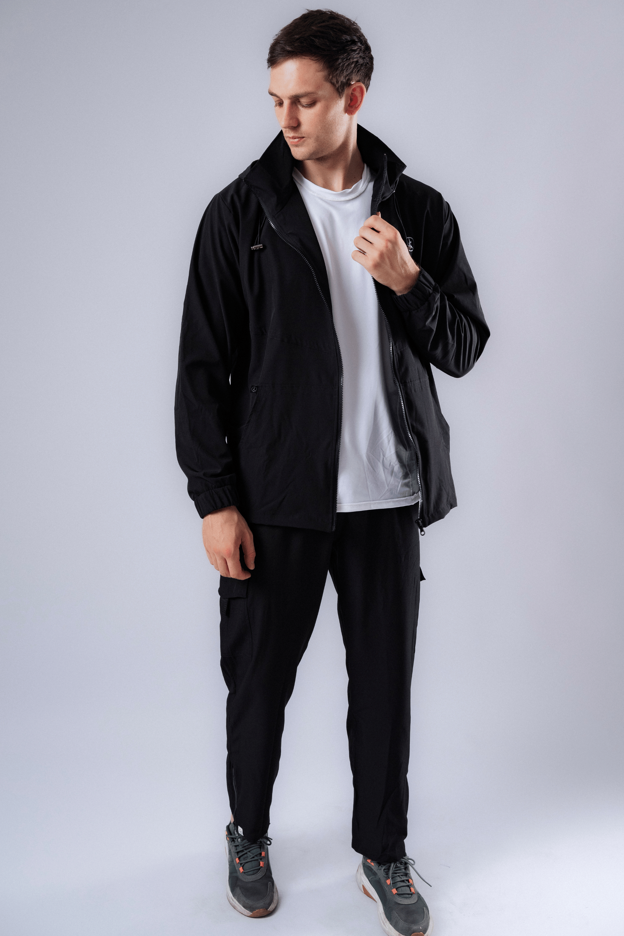 Pack: 01 set Overtrip + 01 set Explorer (2 casacas + 2 cargos)