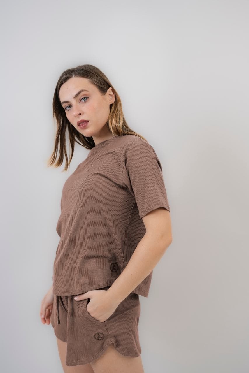 SET COMFORT CAPUCCINO (SHORT Y POLO)