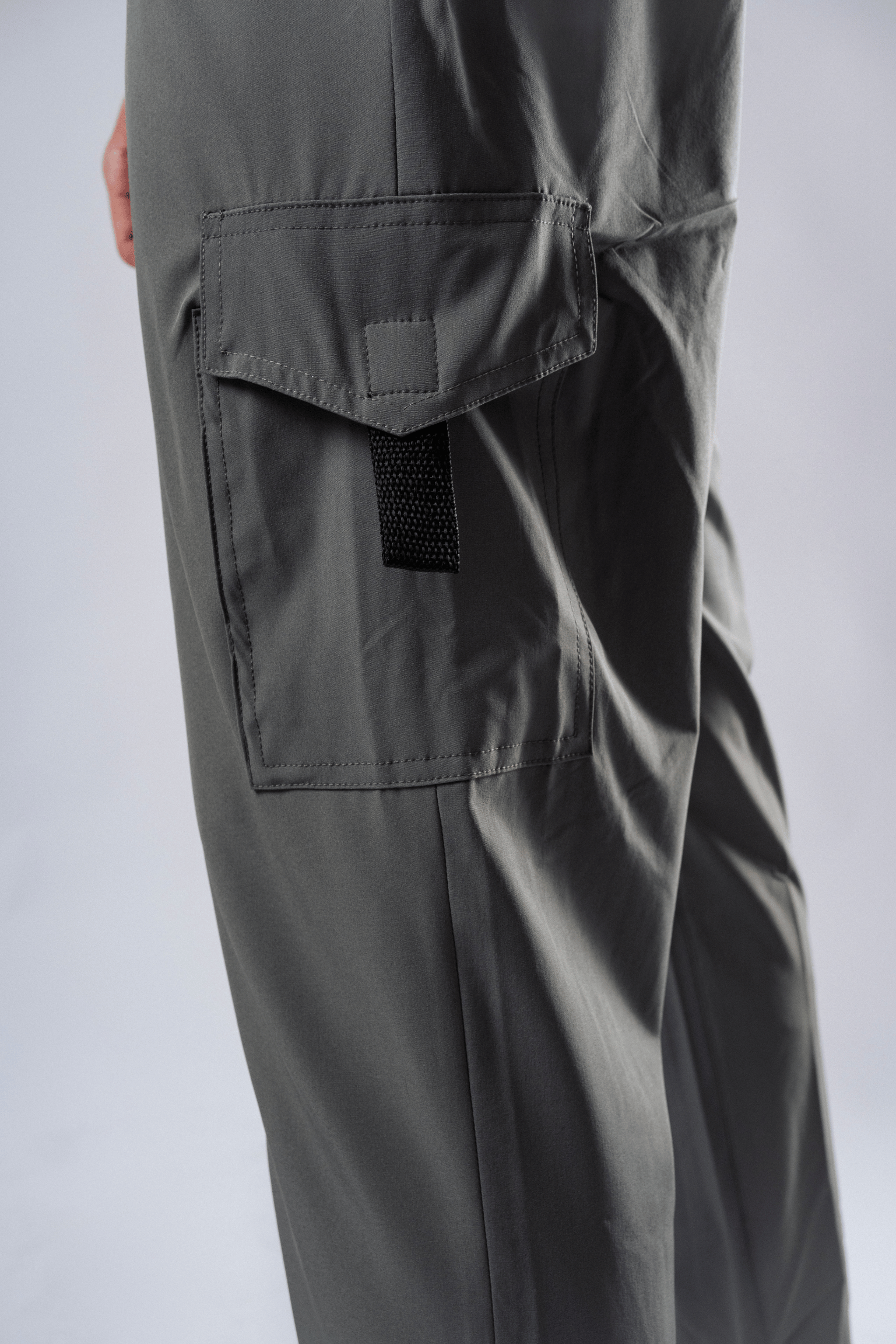 PANTALON CARGO EXPLORER GRIS