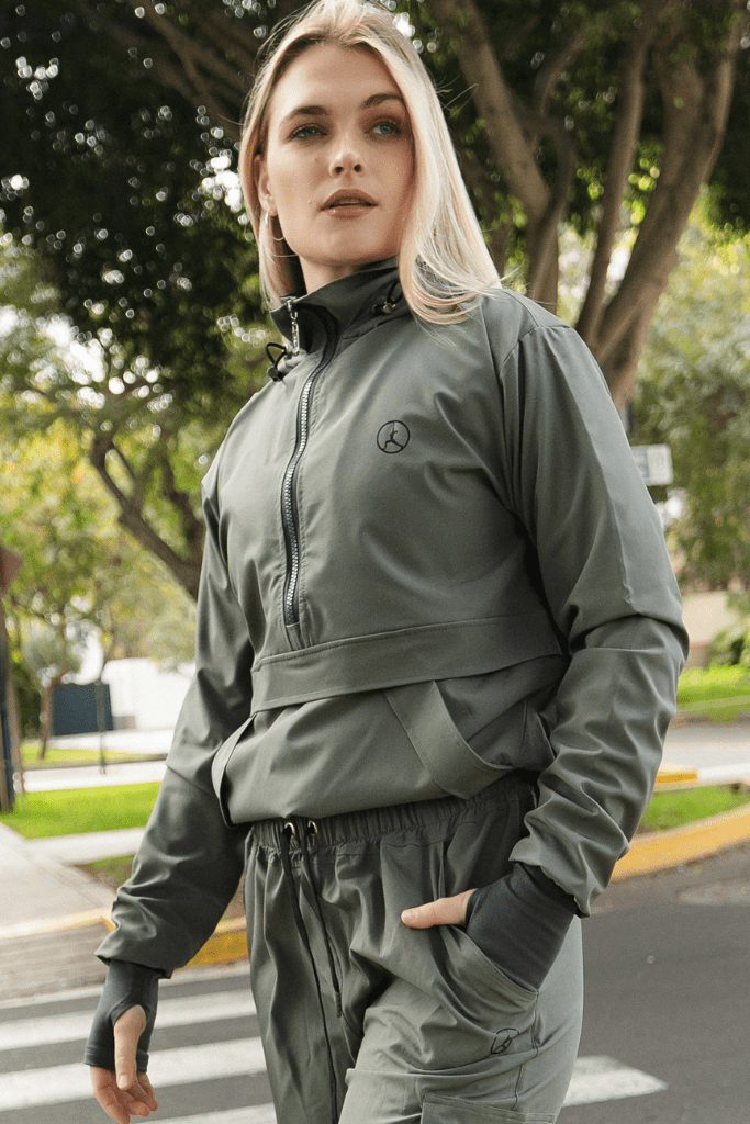 CASACA CORTAVIENDO GRIS ARENA