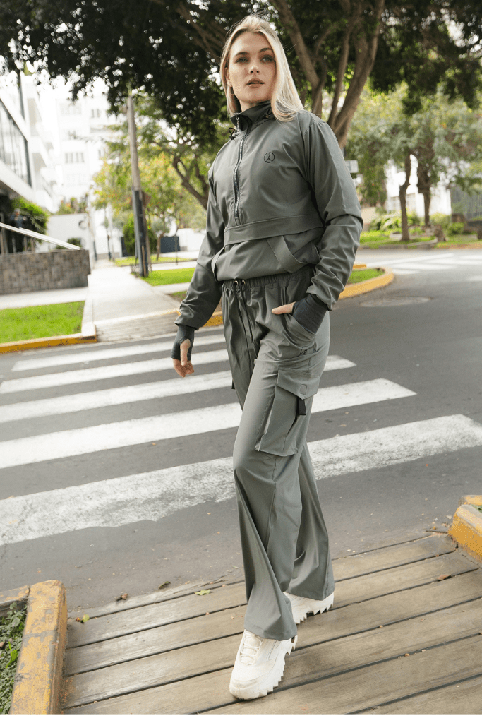 CASACA CORTAVIENDO GRIS ARENA