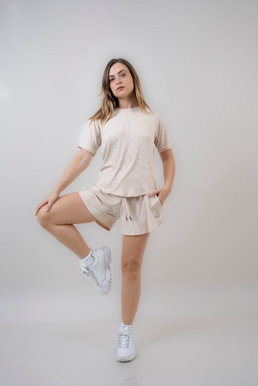 SET COMFORT BEIGE (SHORT Y POLO)