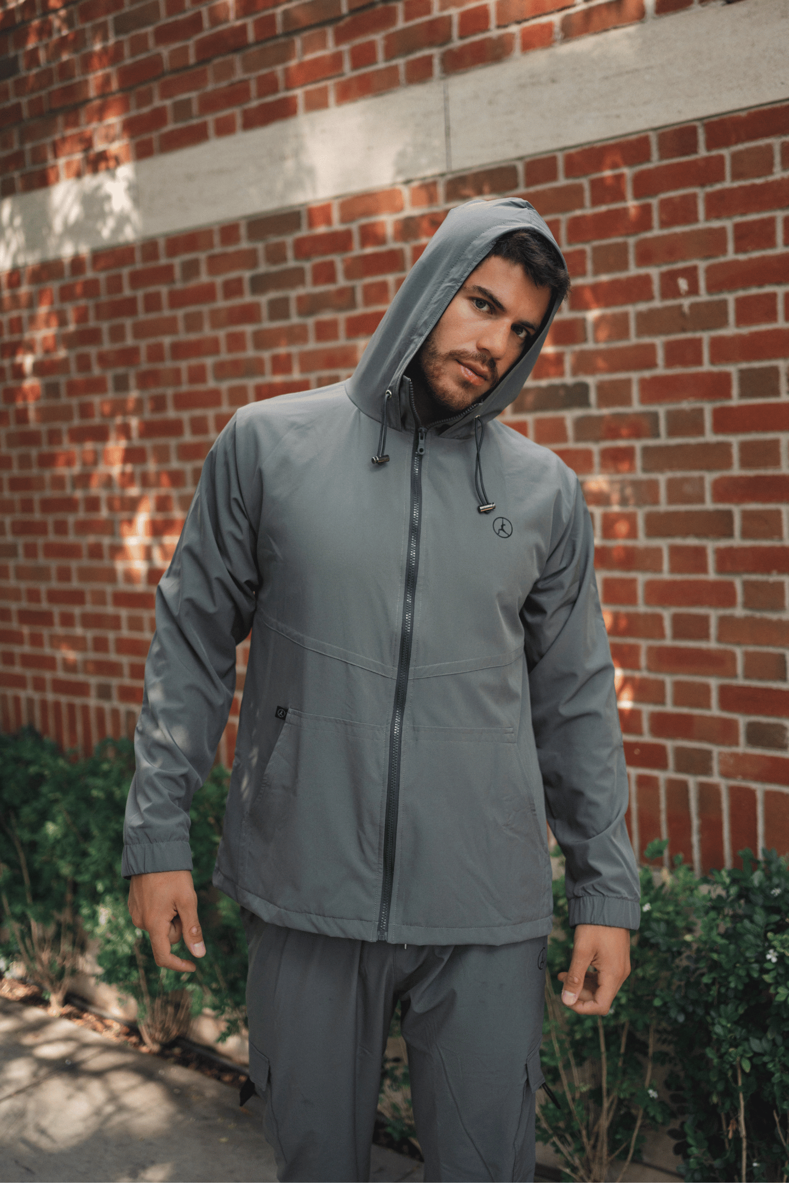 SET EXPLORER GRIS (PANTALON + CASACA)