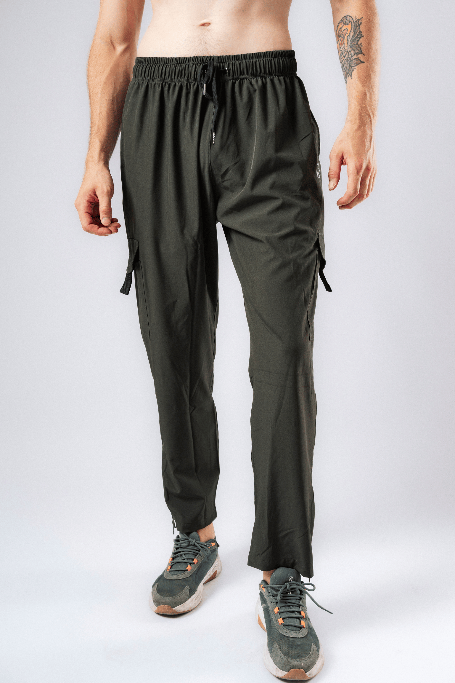 PANTALON CARGO EXPLORER VERDE MILITAR