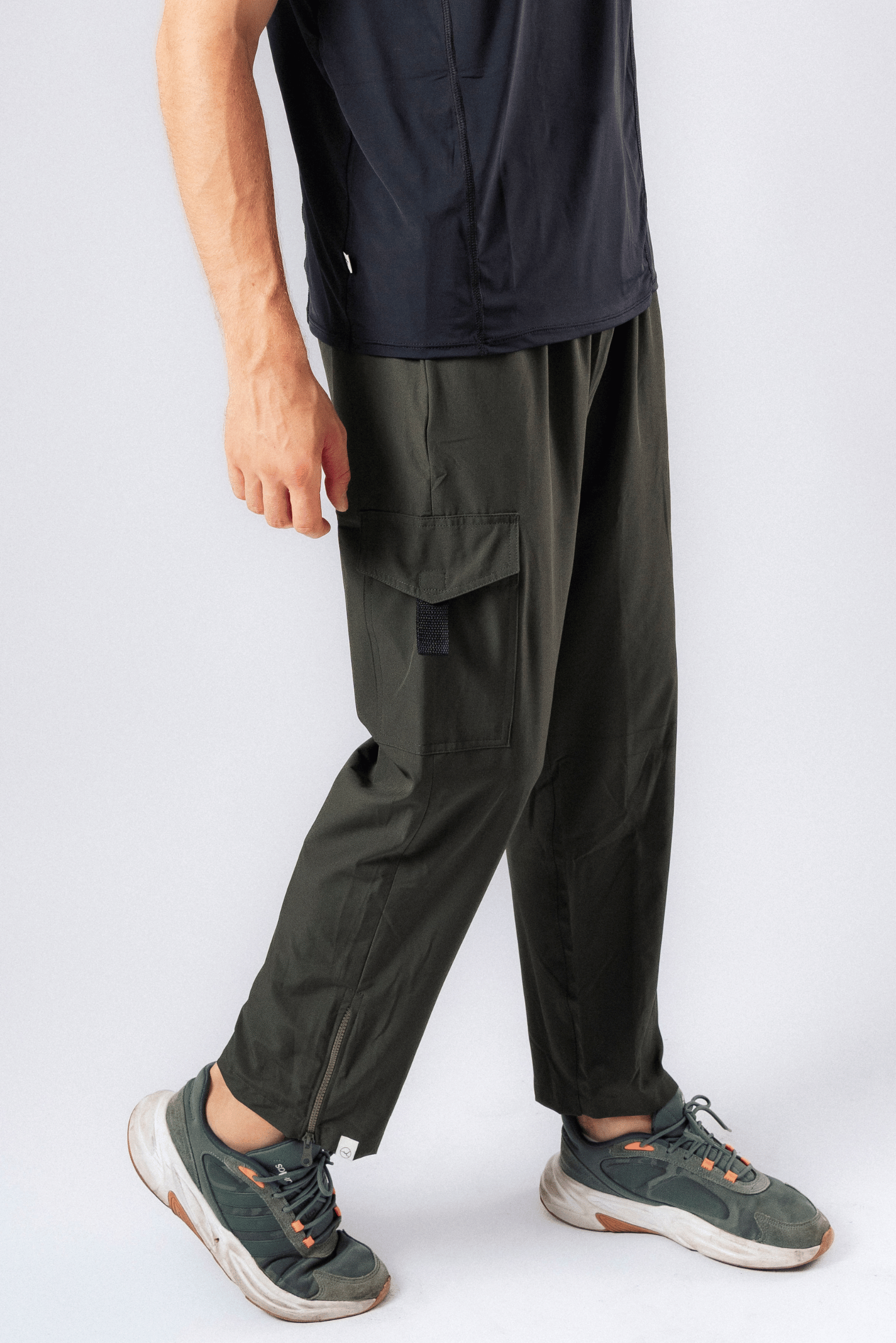 PANTALON CARGO EXPLORER VERDE MILITAR