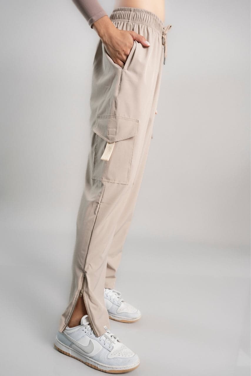 SET OVERTRIP PRO BEIGE(CASACA + CARGO)