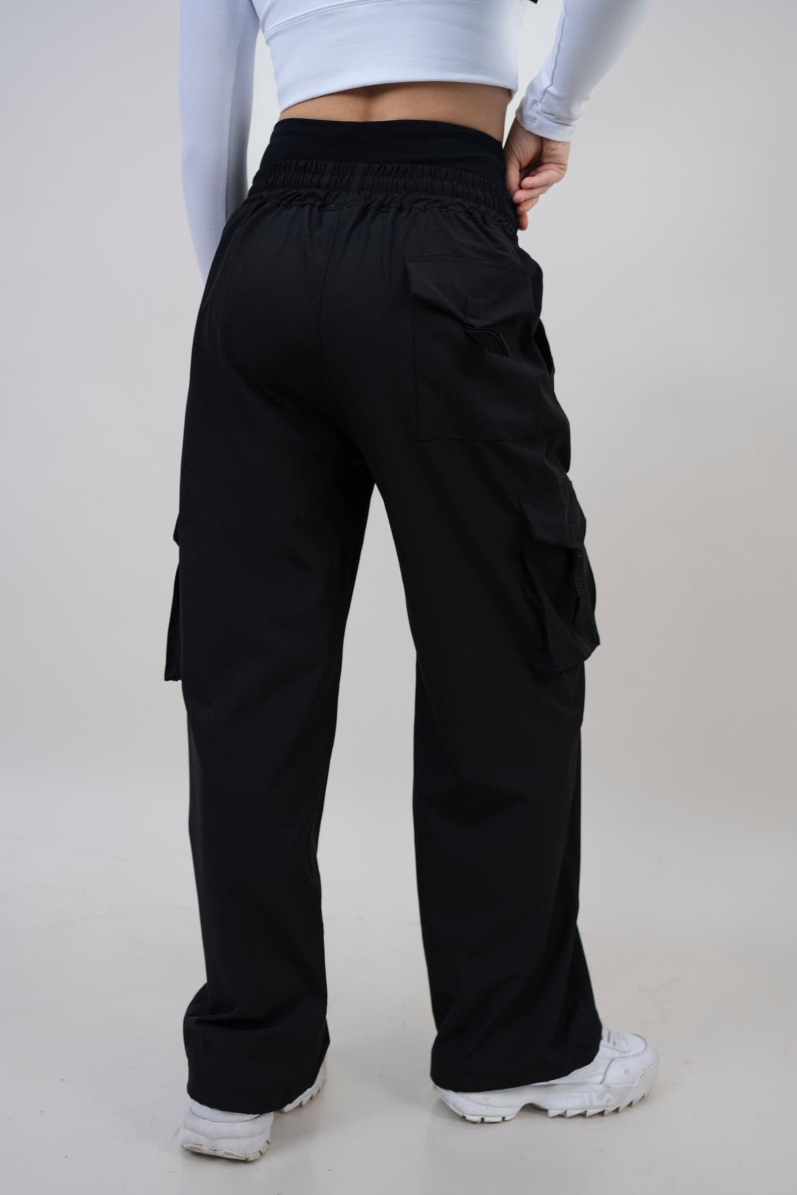 Pack Negro: 01 set overtrip + 01 polo comfort (casaca, cargo, polo)