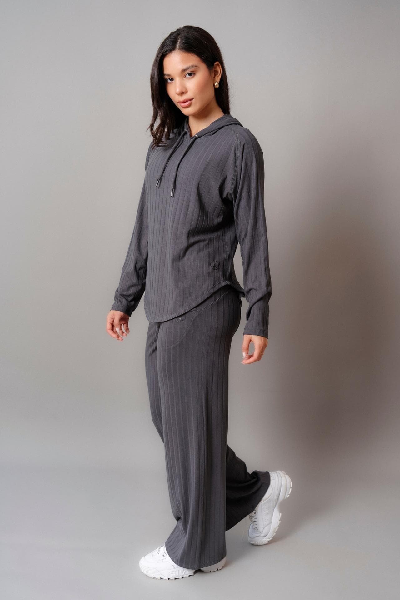 SET AGORA WINTER GRIS OSCURO (POLO + PALAZZO)
