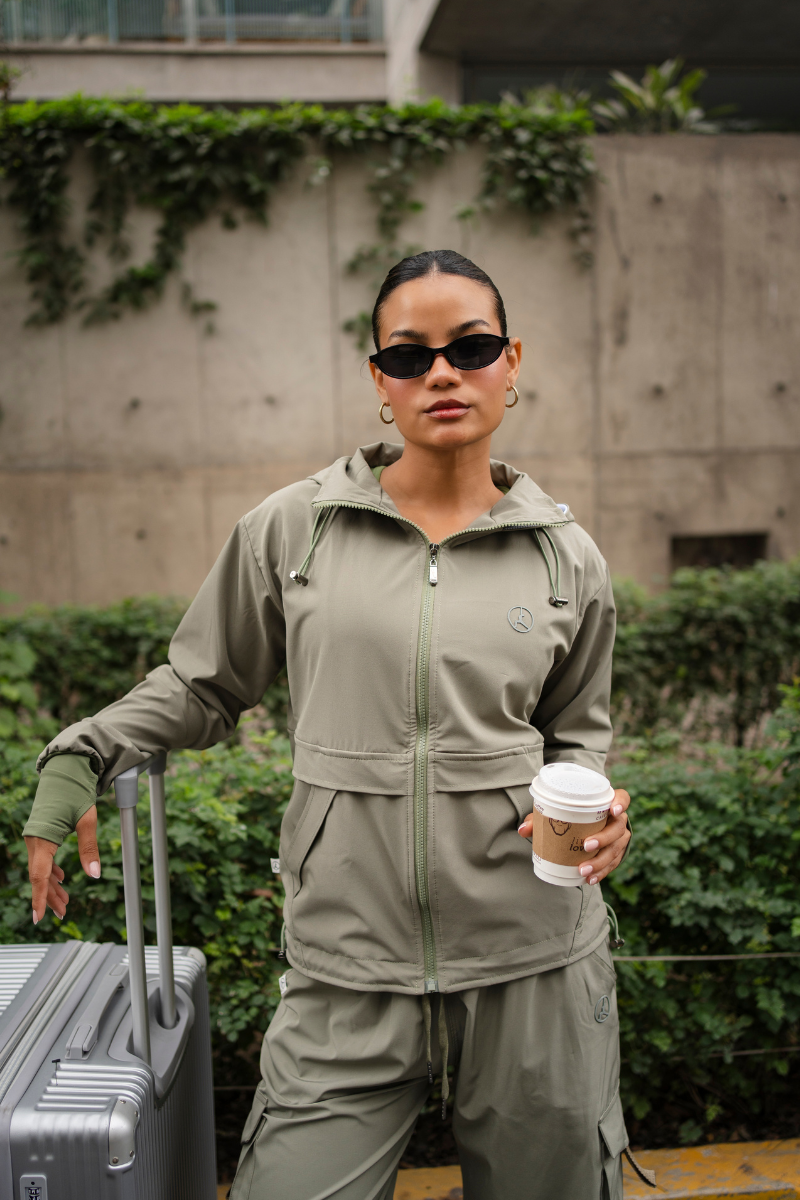 SET OVERTRIP VERDE OLIVO (CASACA + CARGO)