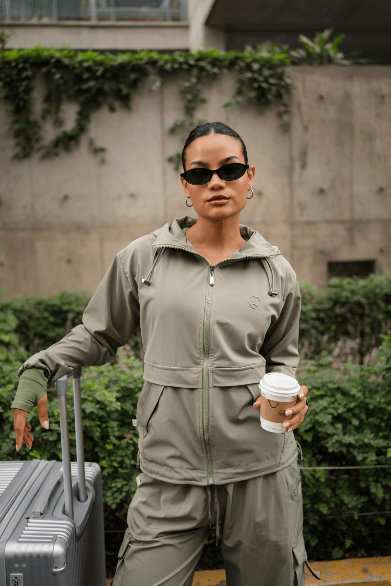 Pack: 01 set Overtrip + 01 set Explorer (2 casacas + 2 cargos)