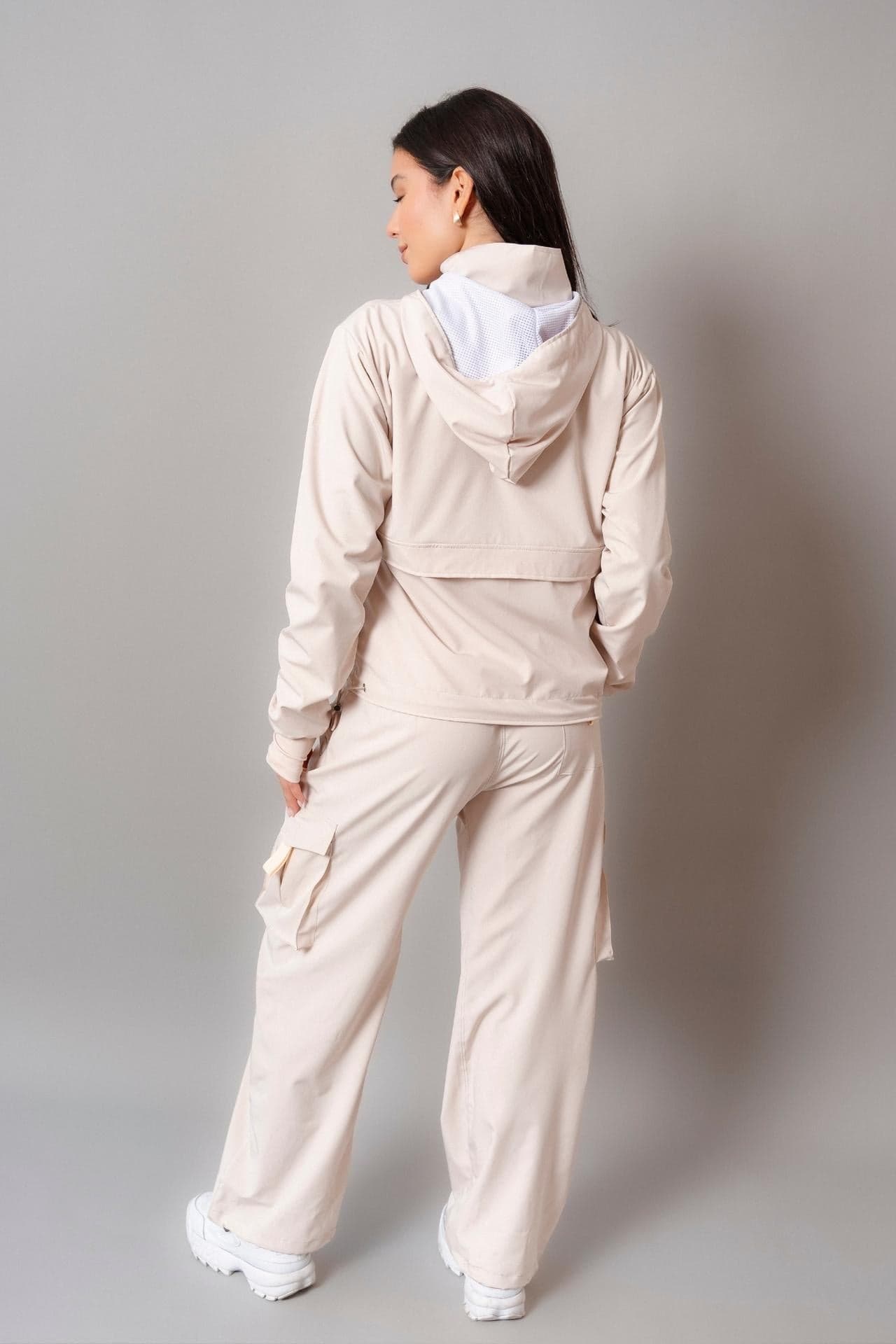 CASACA CORTAVIENTO OVERTRIP NUDE