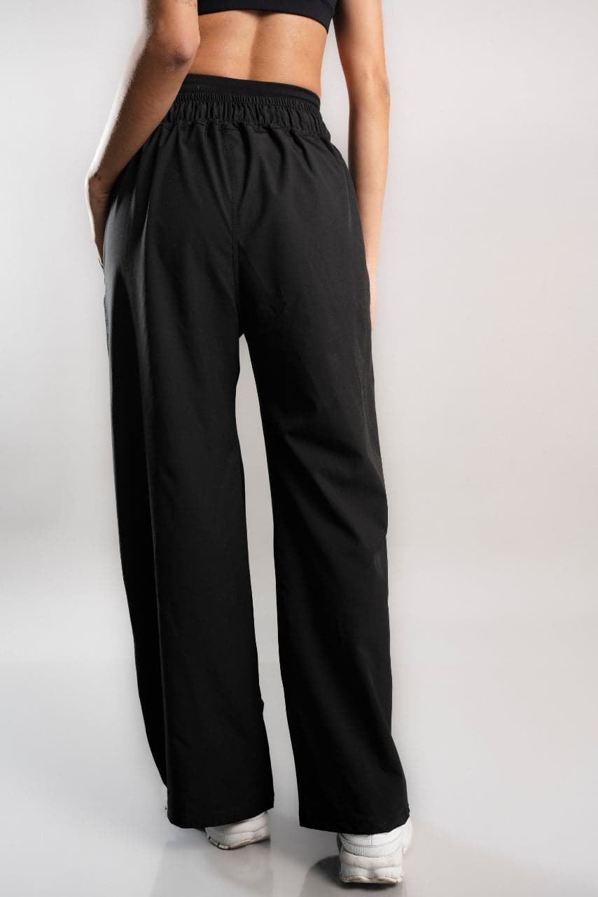 SET OVERTRIP AIR NEGRO (CASACA + PALAZZO)