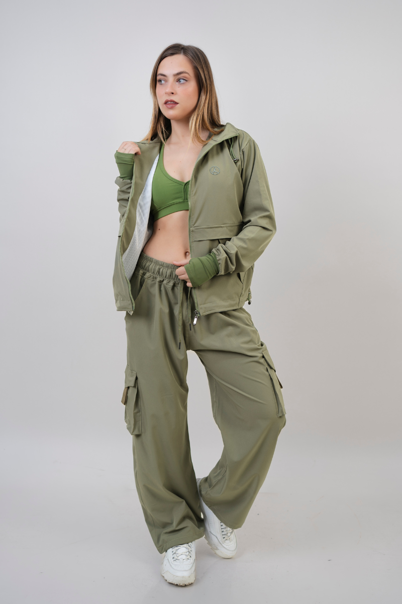 SET OVERTRIP VERDE OLIVO (CASACA + CARGO)