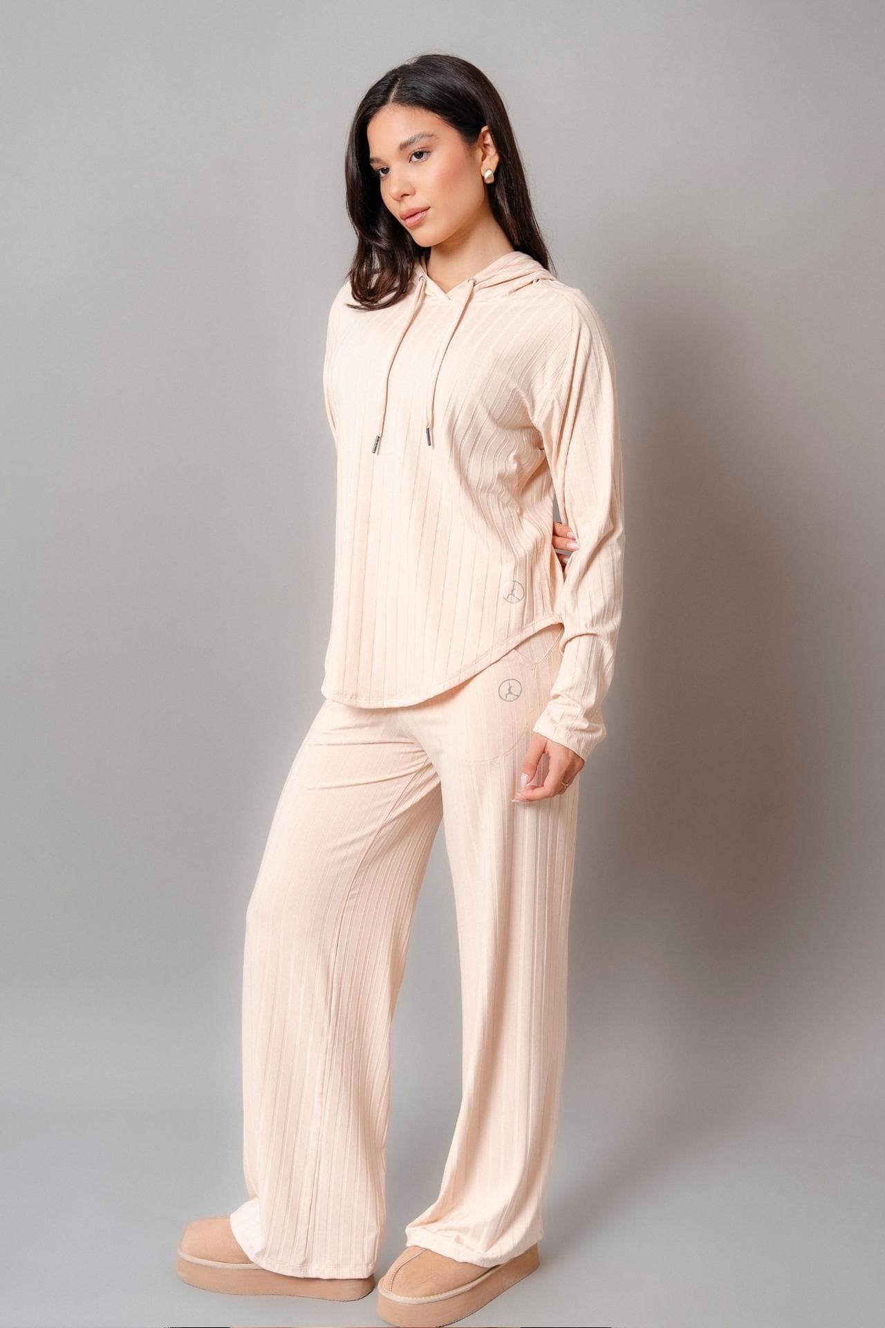 Pack: 01 Set Agora + 01 Set Explorer ( 1 polera + 1 palazzo + 1 casaca + 1 cargo)