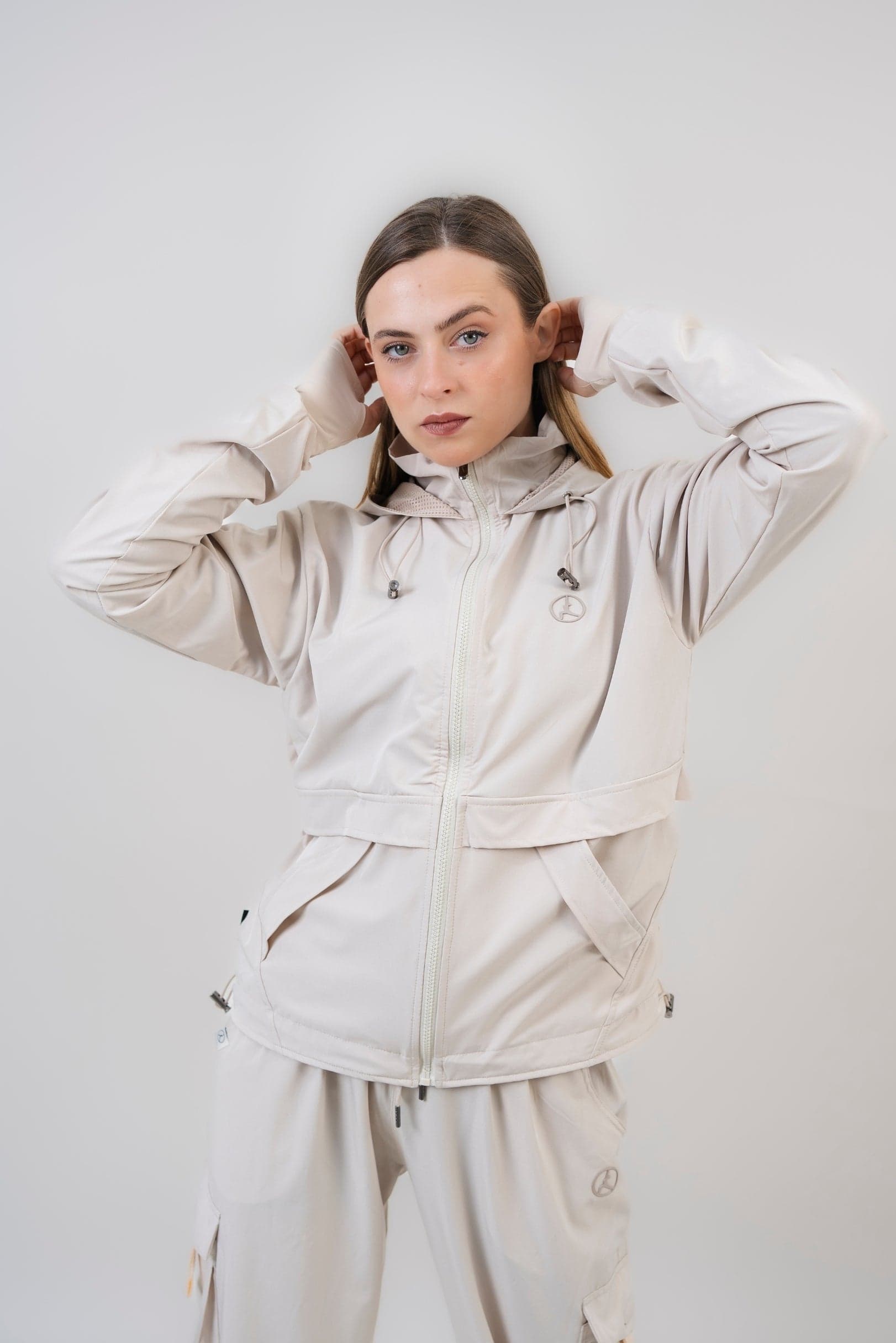 Pack Nude: 01 set overtrip + 01 polo comfort (casaca, cargo, polo)