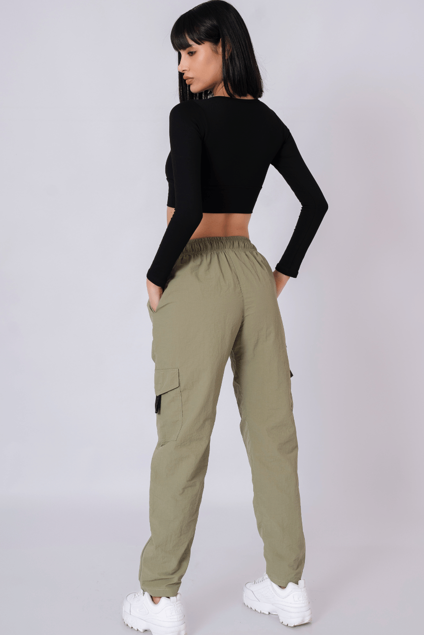 PANTALON CARGO ADVENTURE VERDE OLIVO OSCURO