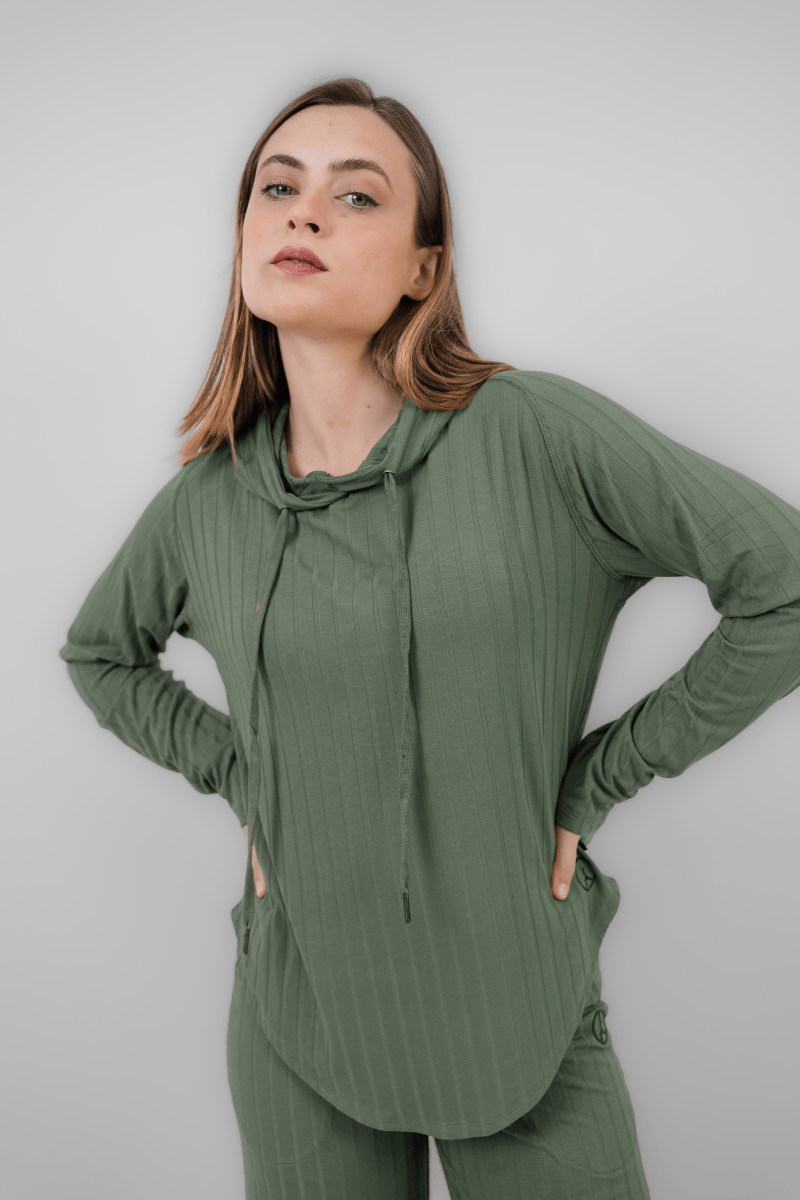 Pack Olivo: 01 set overtrip + 01 set agora (casaca, cargo, polera y palazzo)