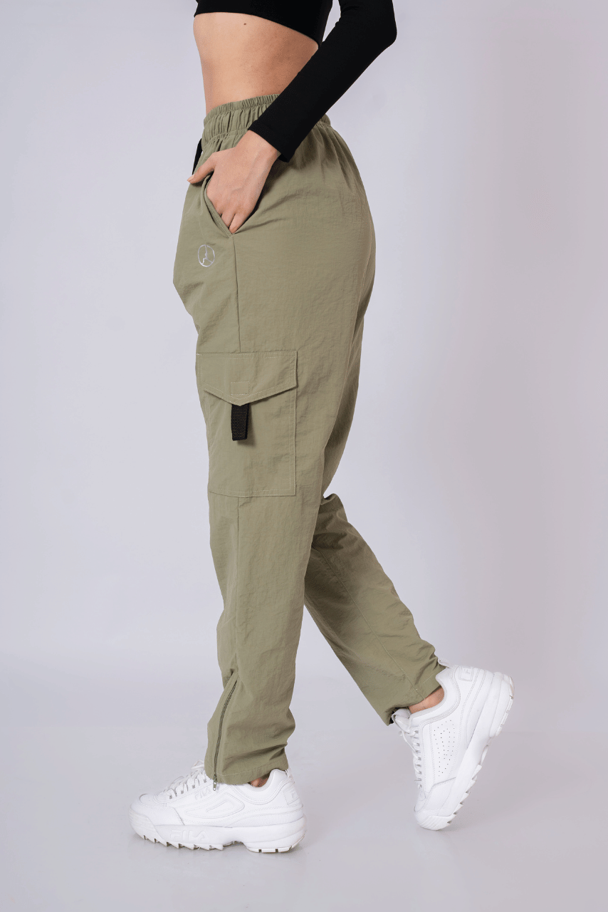 PANTALON CARGO ADVENTURE VERDE OLIVO OSCURO