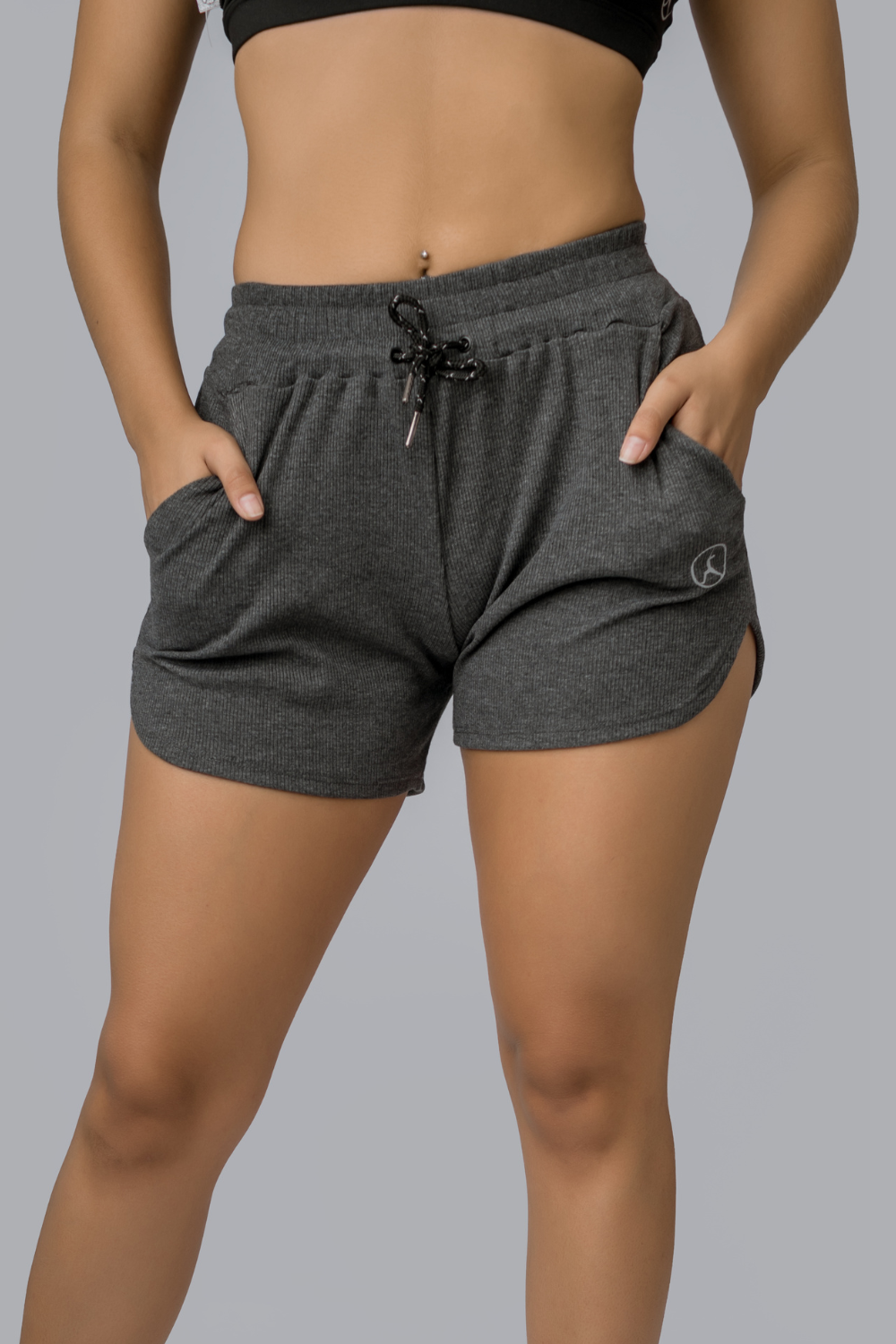 SHORT COMFY GREY