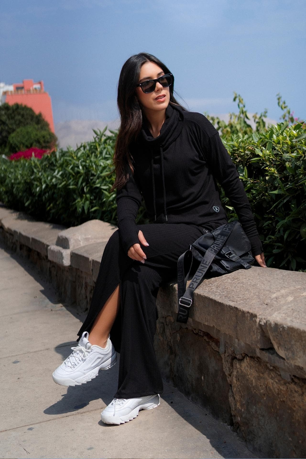 SET COMFY NEGRO (POLERA + PALAZZO)