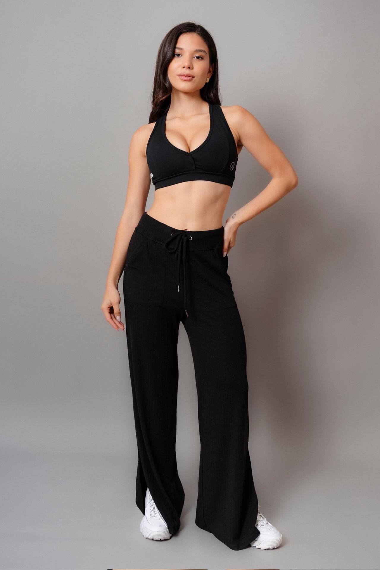 PALAZZO COMFY CON ABERTURA BLACK