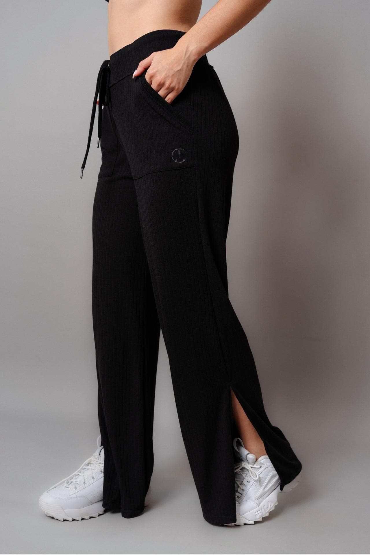 PALAZZO COMFY CON ABERTURA BLACK
