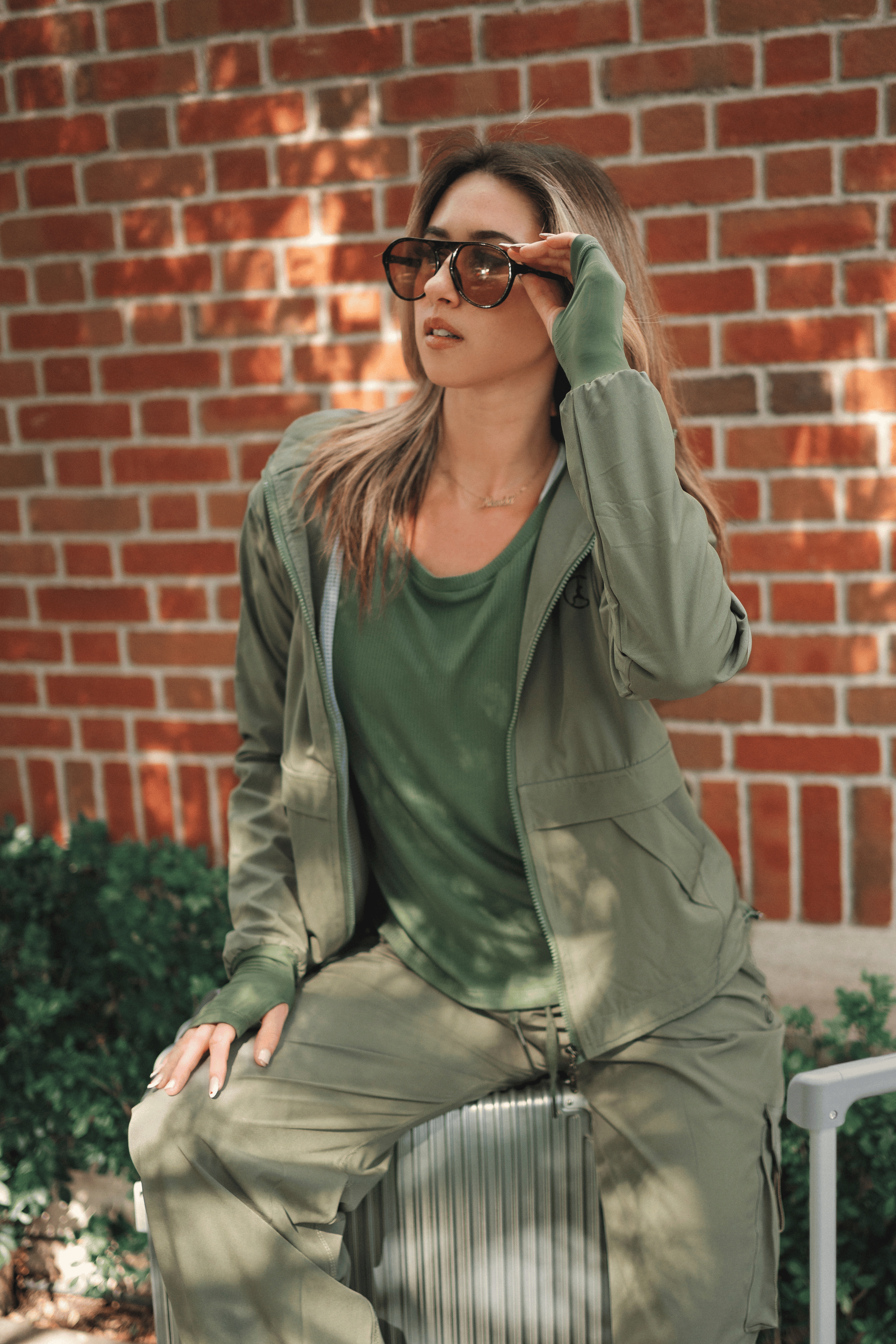 Pack Olivo: 01 set overtrip + 01 set agora (casaca, cargo, polera y palazzo)