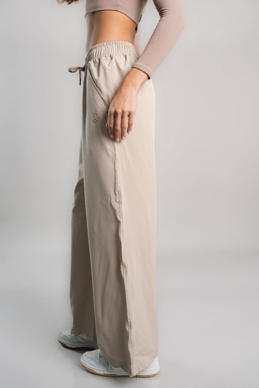 SET OVERTRIP AIR BEIGE (CASACA + PALAZZO)
