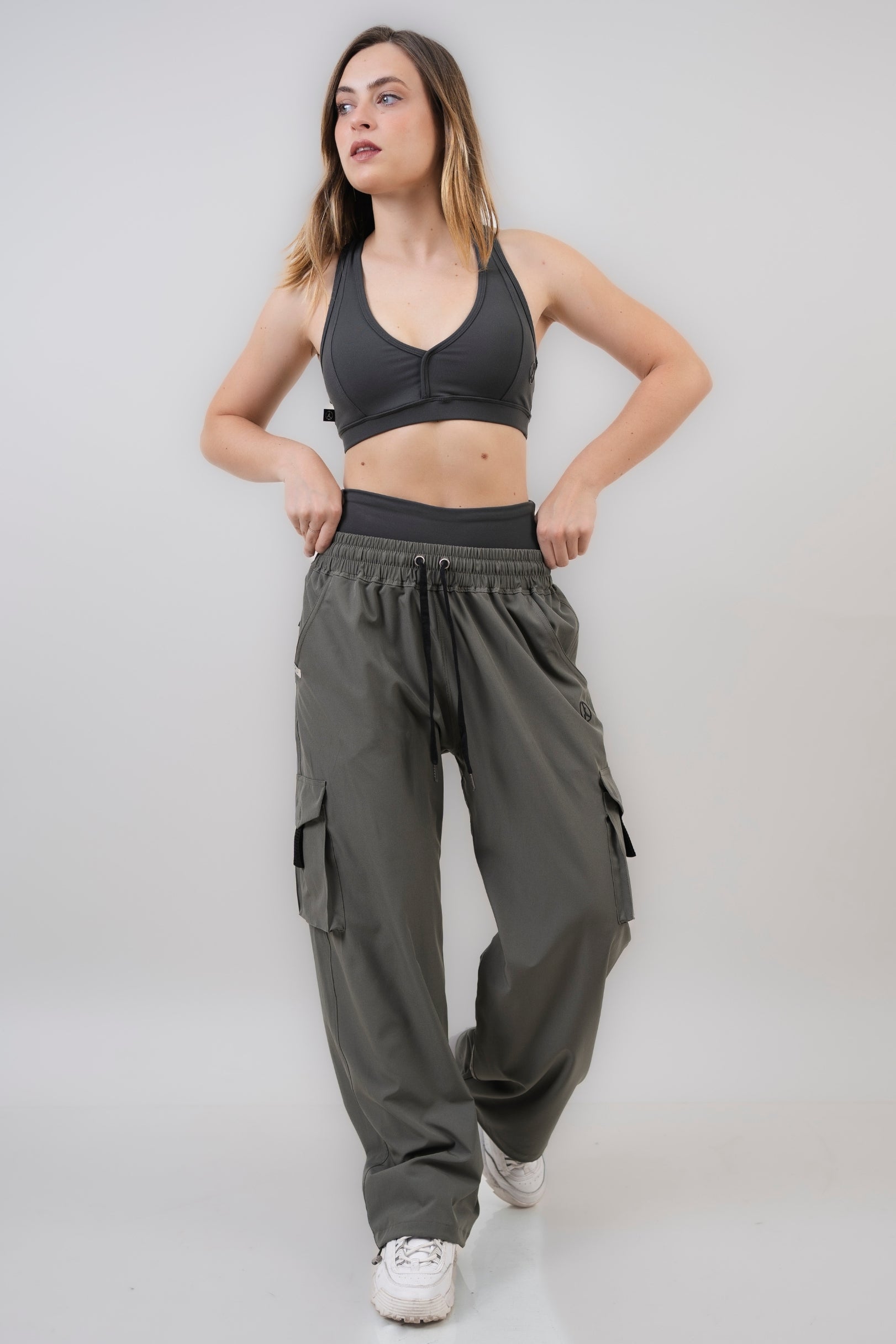 CARGO OVERTRIP GRIS ARENA