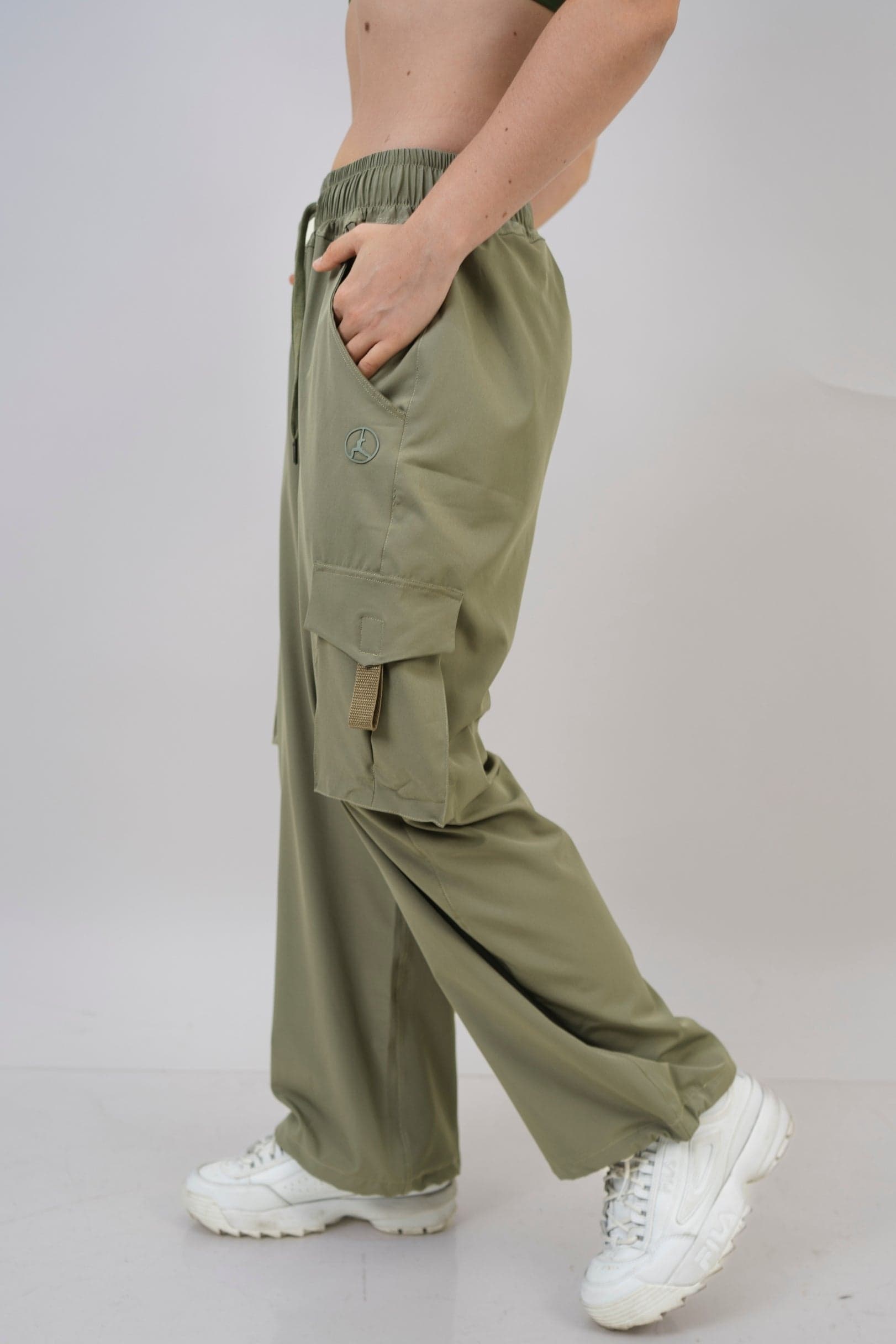 Pack: 03 cargos overtrip