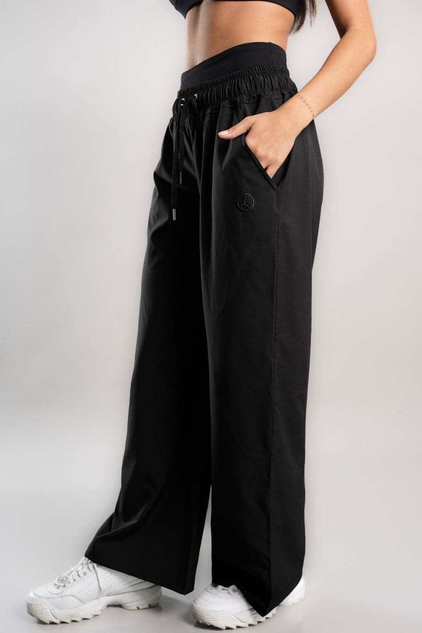 SET OVERTRIP AIR NEGRO (CASACA + PALAZZO)