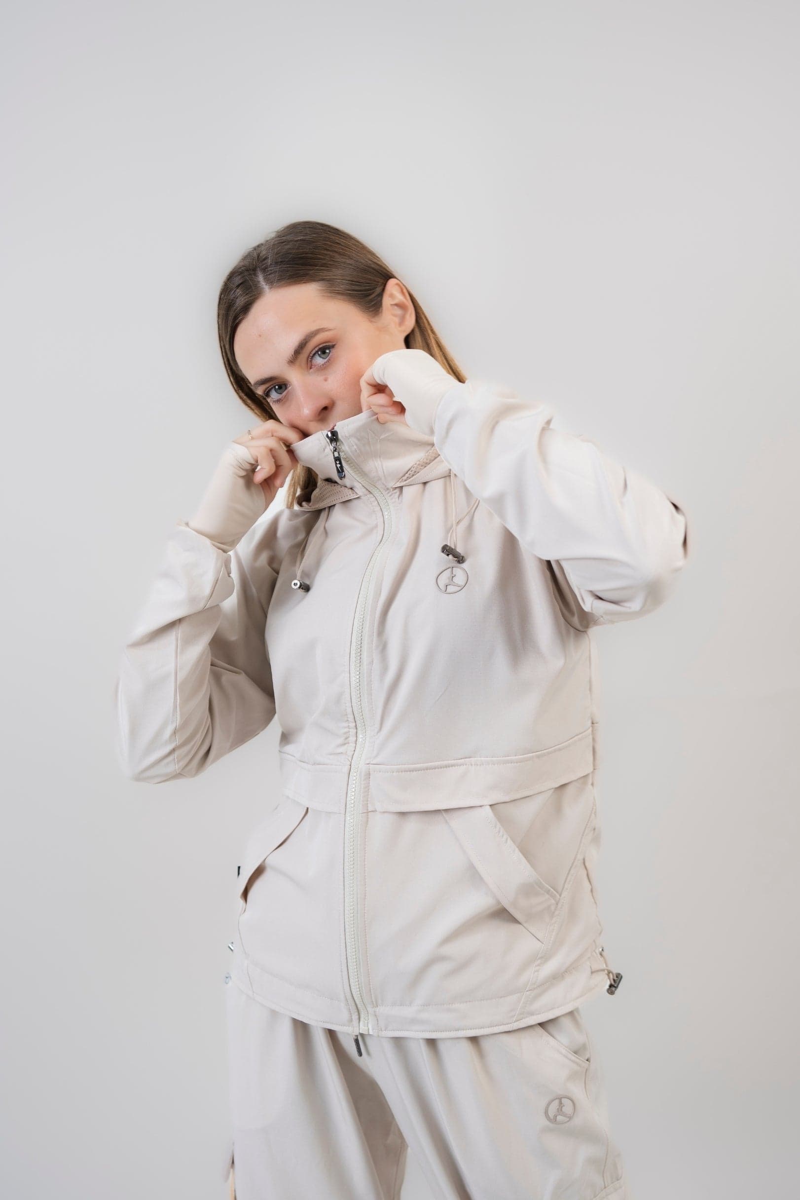 Pack Nude: 01 set overtrip + 01 polo comfort (casaca, cargo, polo)