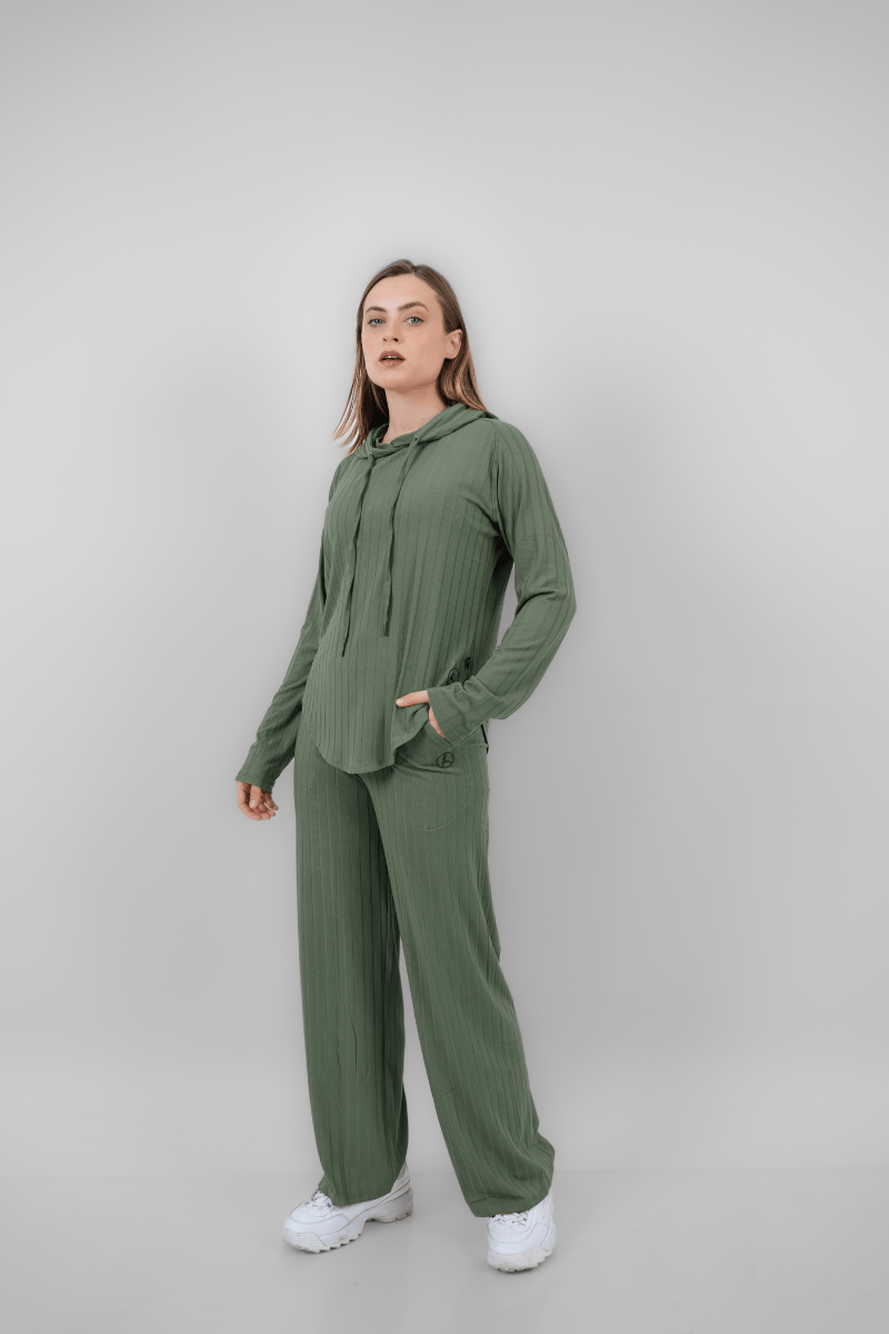 Pack Olivo: 01 set overtrip + 01 set agora (casaca, cargo, polera y palazzo)