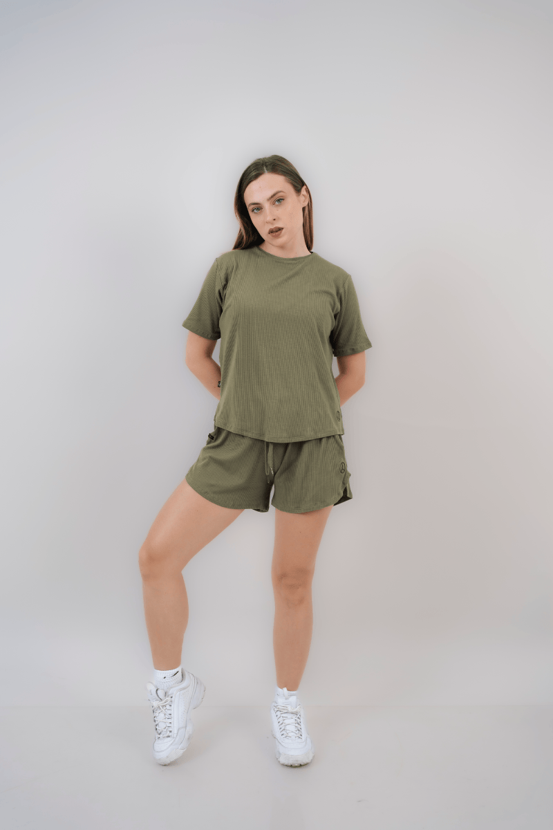 Pack Olivo: 01 set overtrip + 01 polo comfort (casaca, cargo, polo)